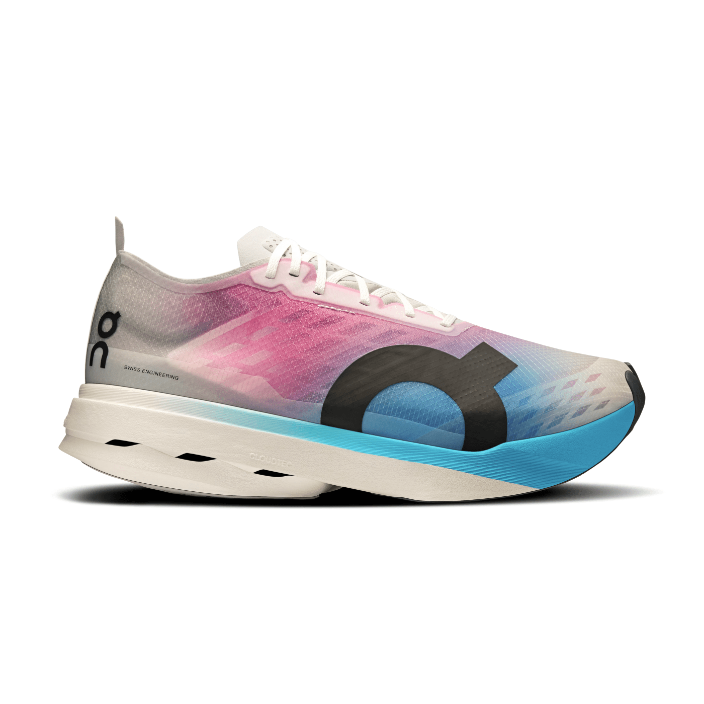 On Running Cloudboom Strike blanc Horizon