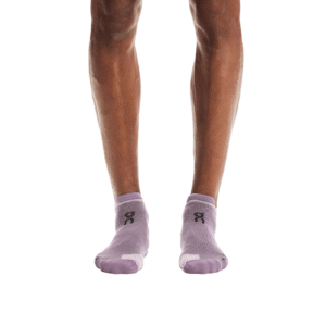 Alternative view of On Running Performance Run Sock Low Dewberry Sakura