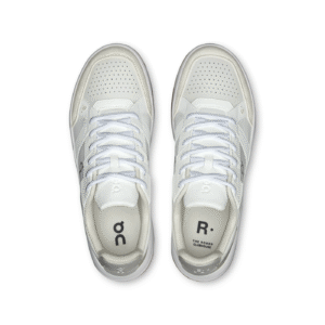 Alternative view of On Running THE ROGER Clubhouse blanc ivoire