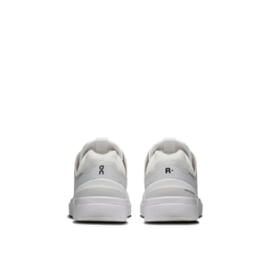 Alternative view of On Running the Roger Spin blanc noir - 44